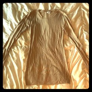 Lightweight maternity sweater